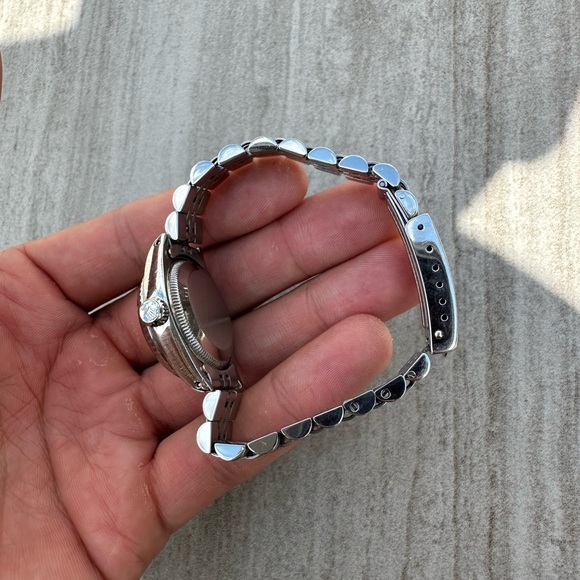 SOLD***Women’s Rolex Datejust Oyster***SOLD - Picture 2 of 9